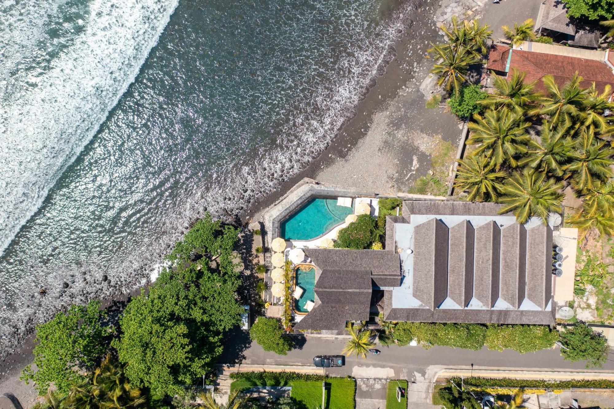 Bombora Medewi Otel Pulukan Dış mekan fotoğraf