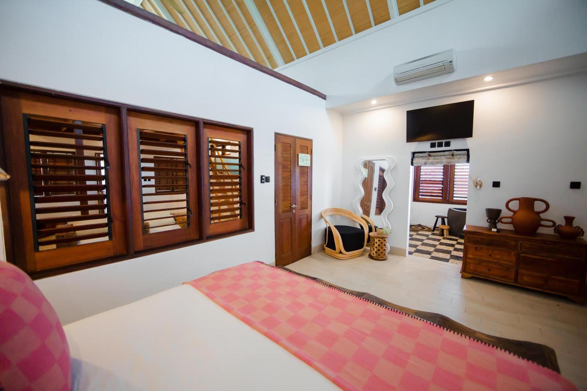 Bombora Medewi Otel Pulukan Dış mekan fotoğraf